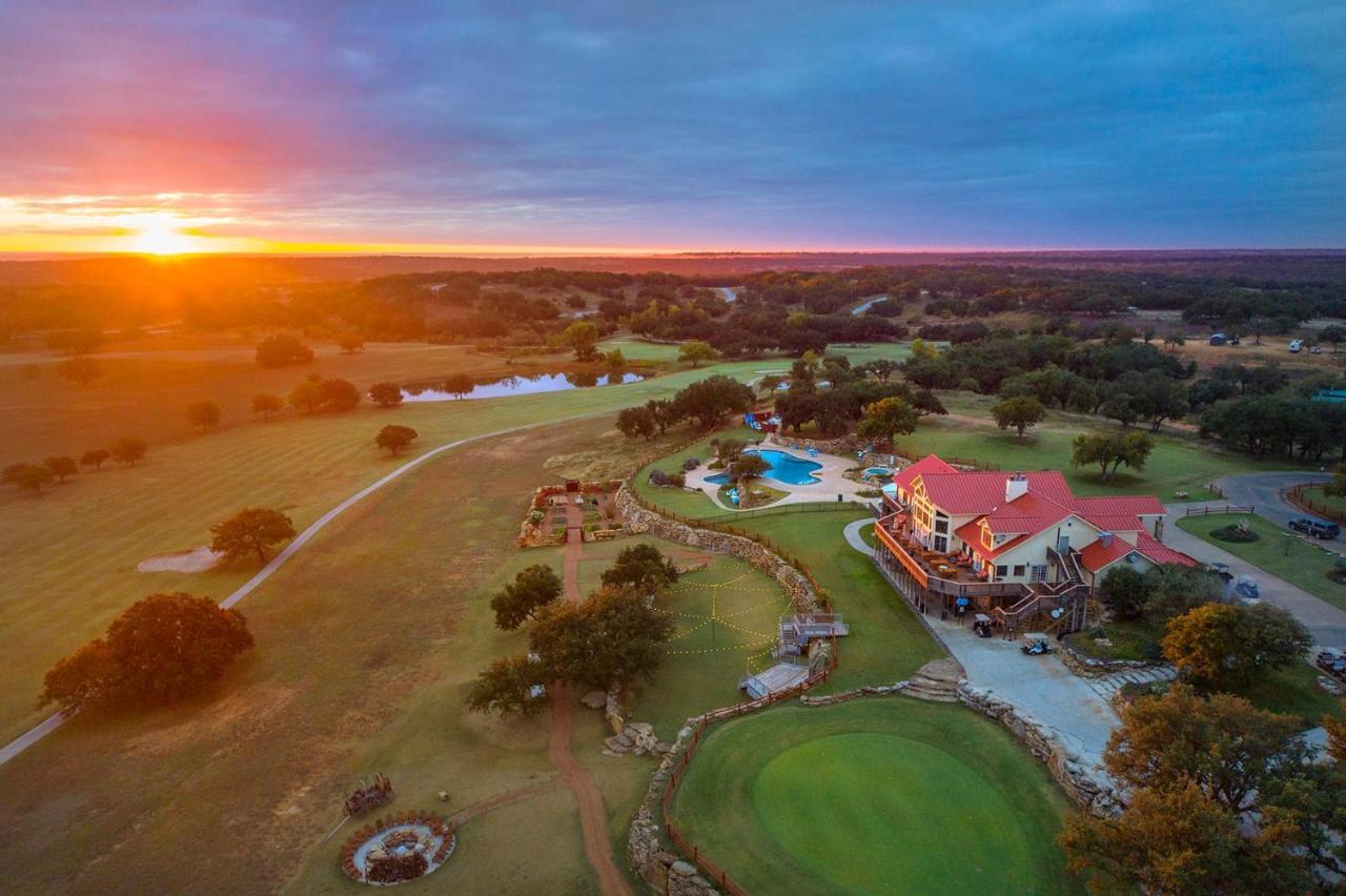 Lake Brownwood The Hideout Golf Club & Resort מראה חיצוני תמונה